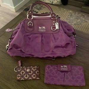 Coach handbag with matching wallet and card holder